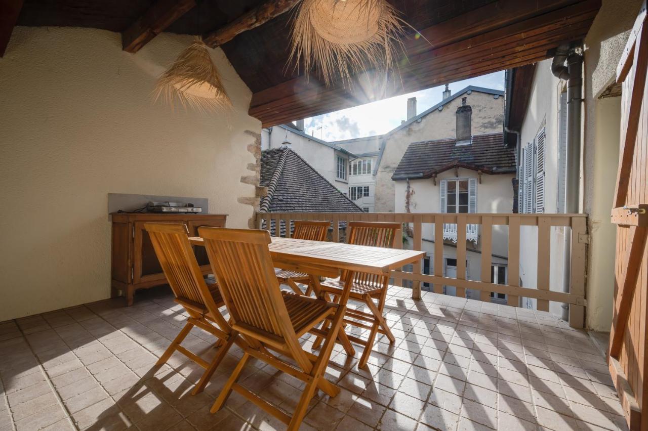 Grand Appartement 8 Personnes Terrasse Privative Hyper Centre Calme Lons-le-Saunier Exterior foto